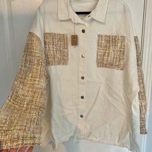 White tweed knit jacket. I have a 2X and a 3X available.